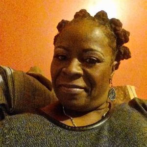 Meet your Posher, Joy